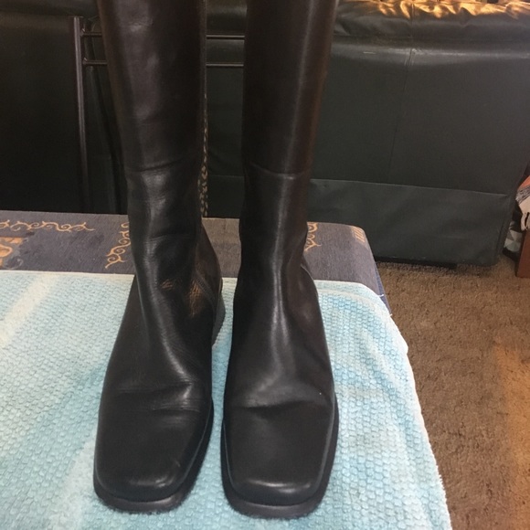 COUNTRY ROAD BOOTS - Picture 2 of 6